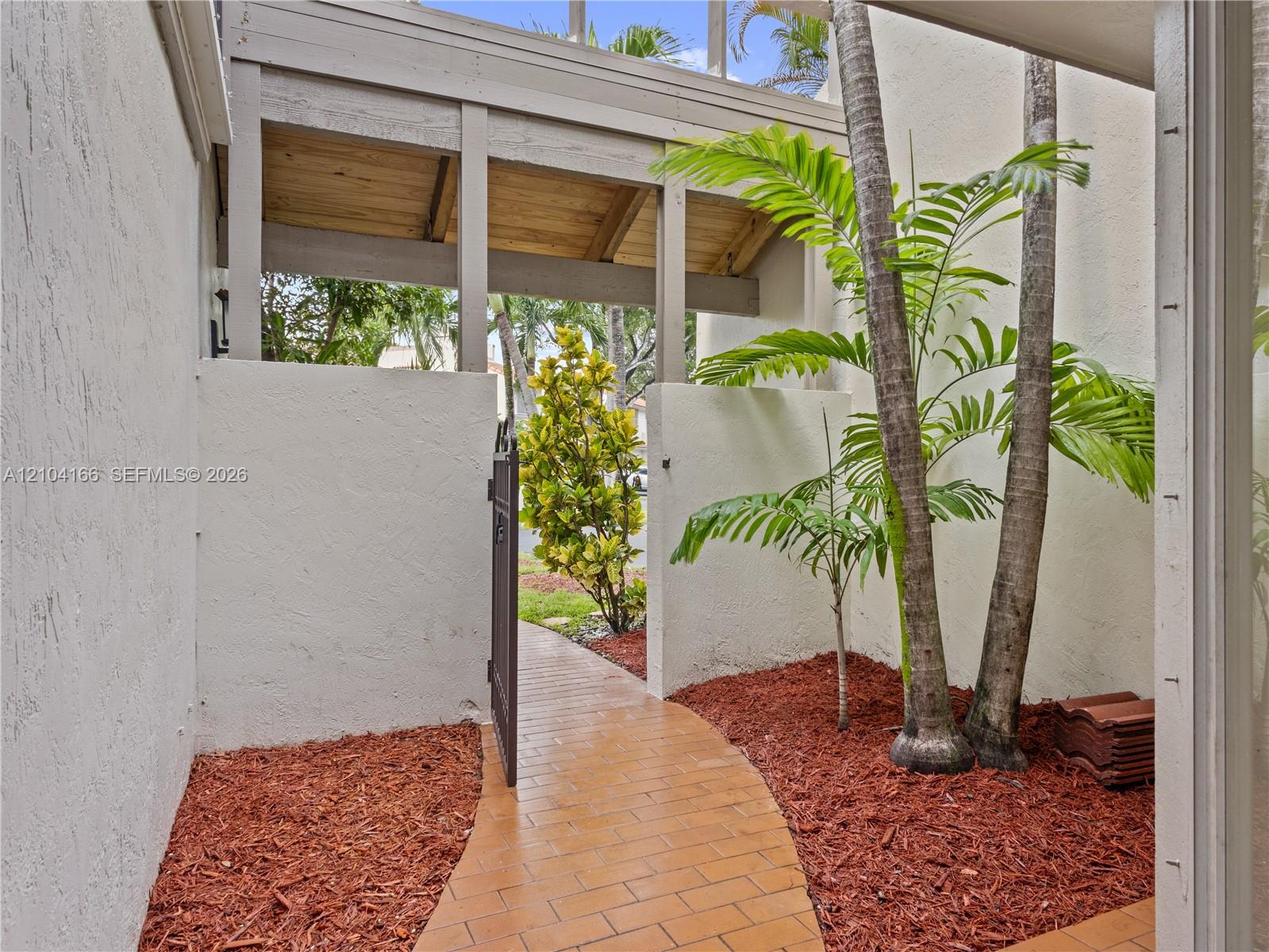 4521 NW 102nd Court gallery image #9