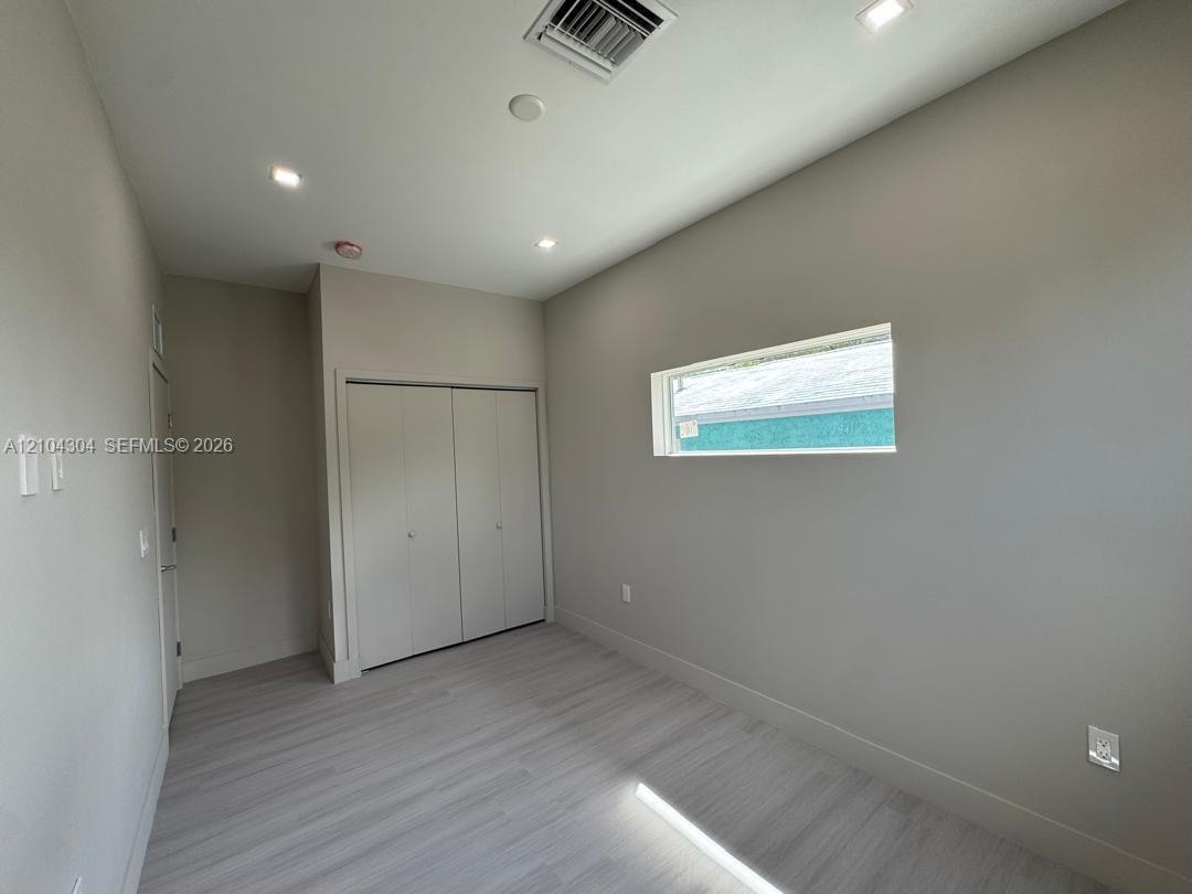1028 NW 8th Avenue gallery image #26