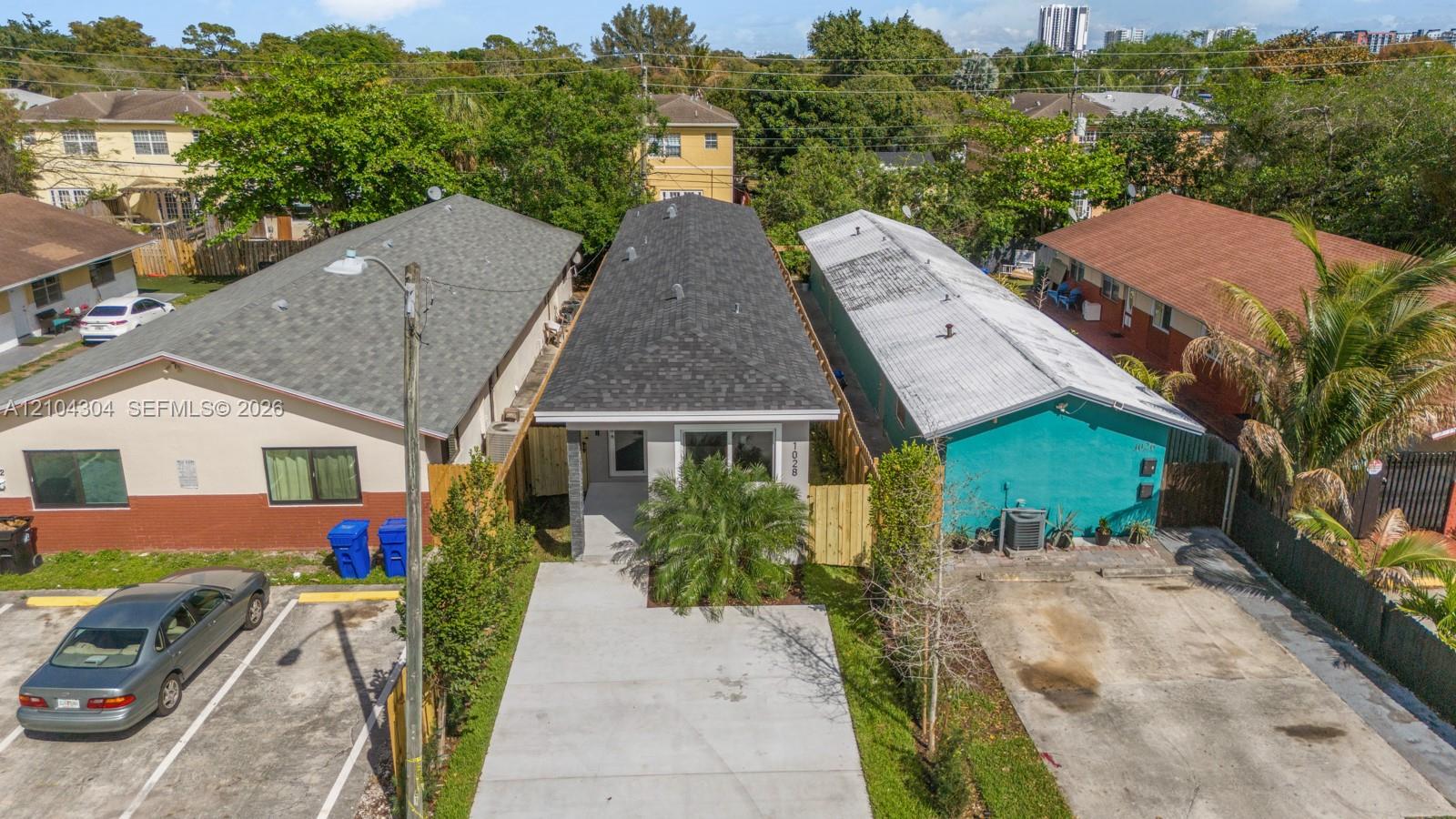 1028 NW 8th Avenue gallery image #49