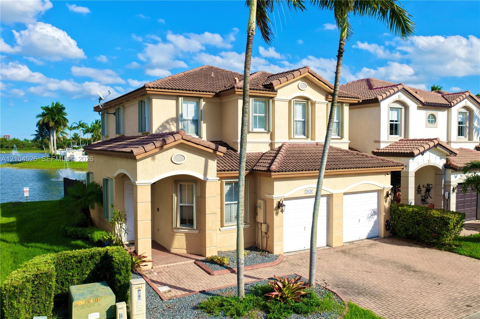 7639 NW 113th Path gallery image #1