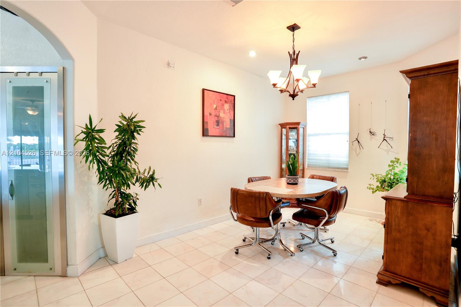 7639 NW 113th Path gallery image #10