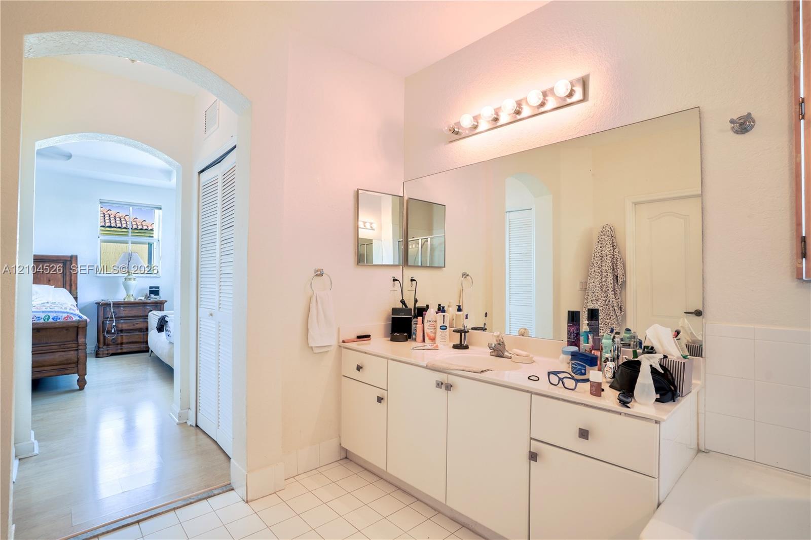7639 NW 113th Path gallery image #26