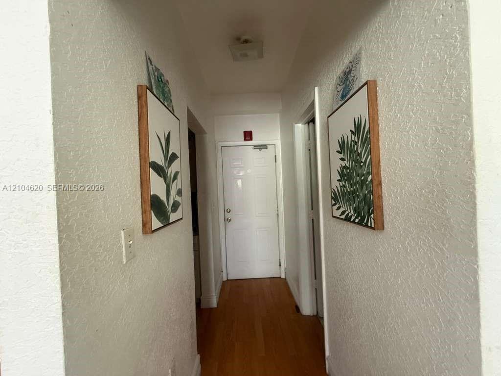 820 Euclid Avenue gallery image #1