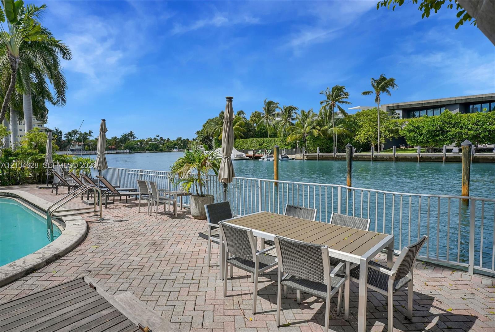 4800 Pine Tree Drive gallery image #20