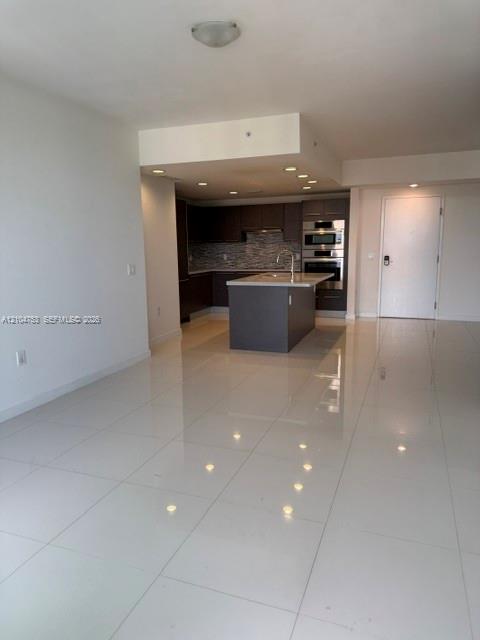 7875 NW 107th Avenue gallery image #11