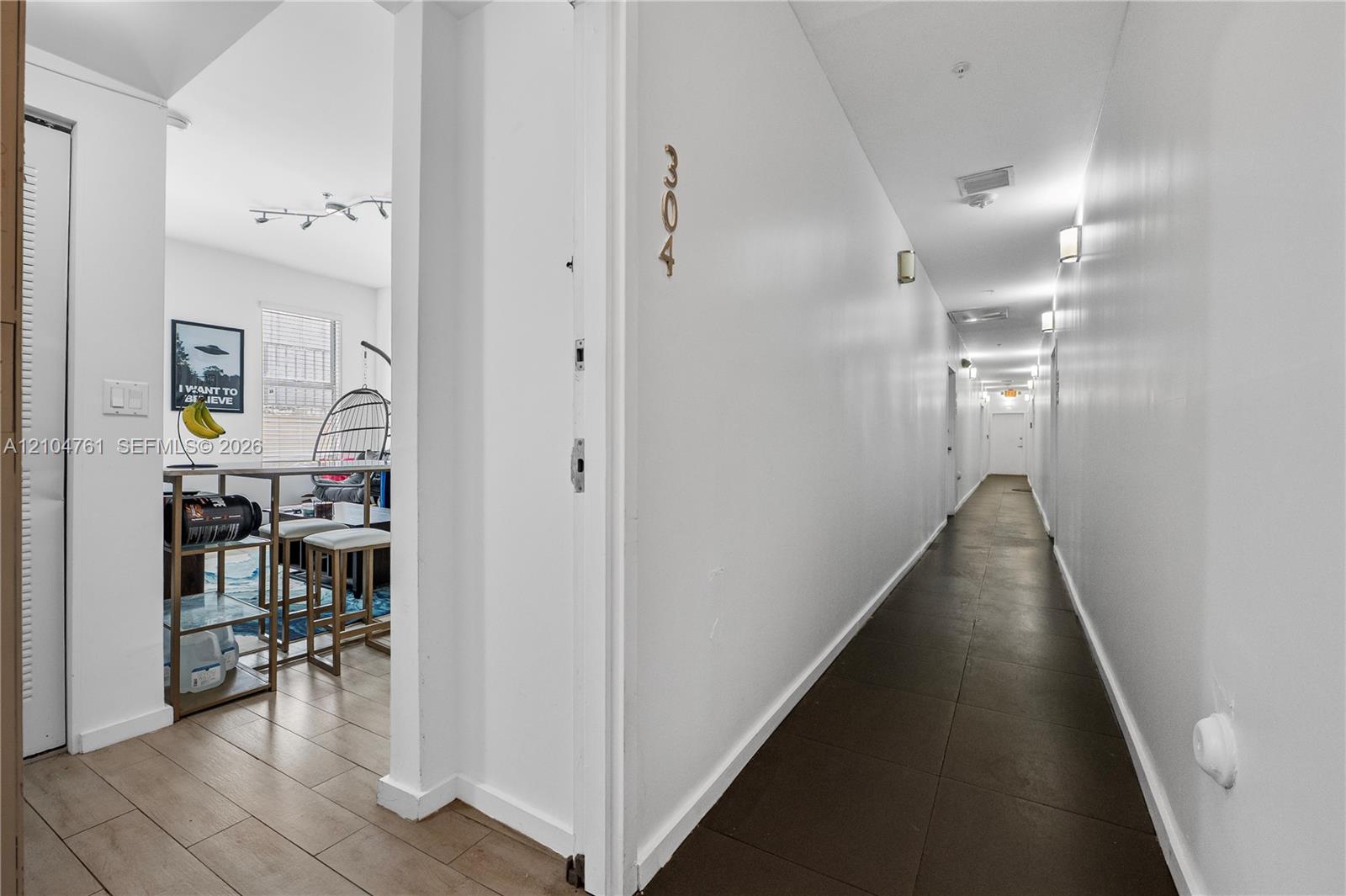 1611 Meridian Avenue gallery image #10