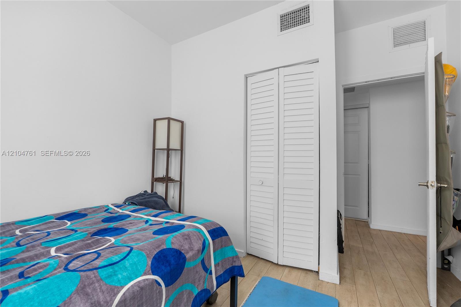 1611 Meridian Avenue gallery image #13