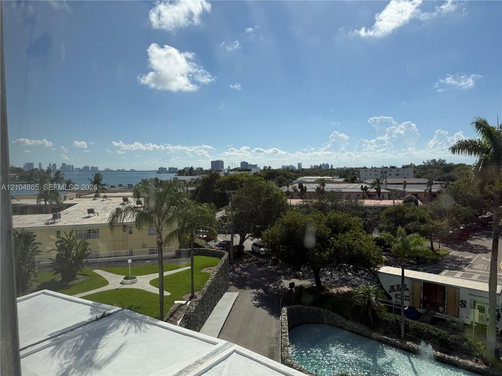 900 Bay Drive gallery image #10