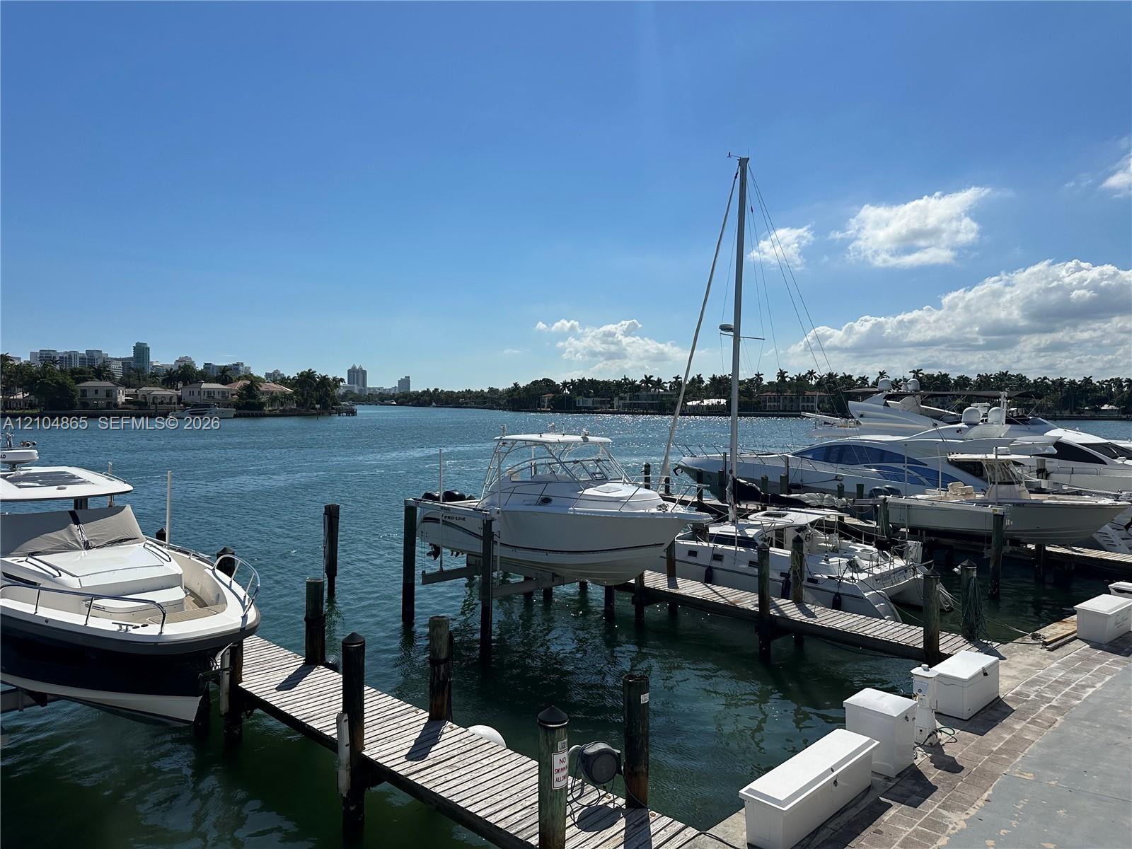 900 Bay Drive gallery image #12