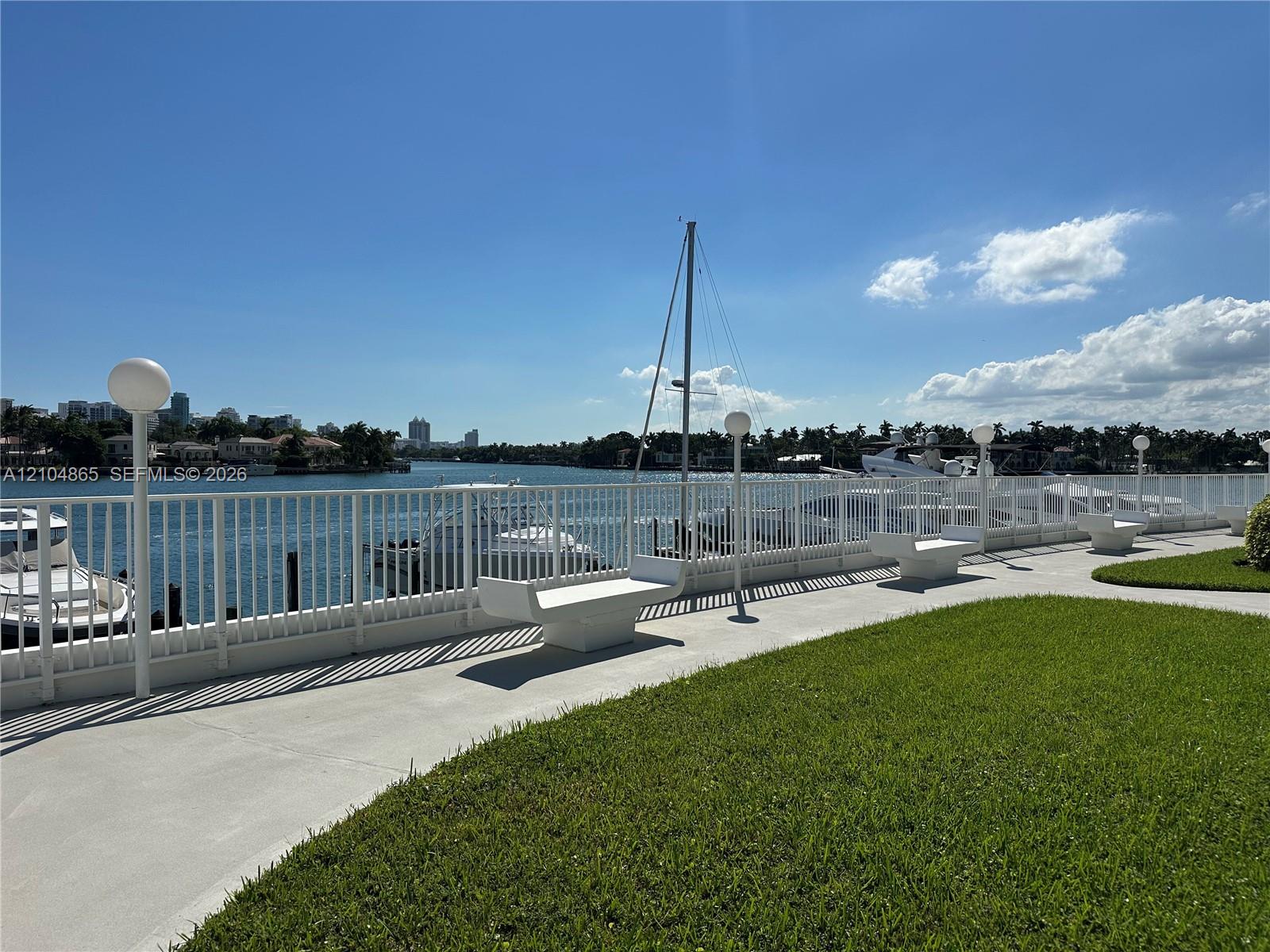 900 Bay Drive gallery image #14