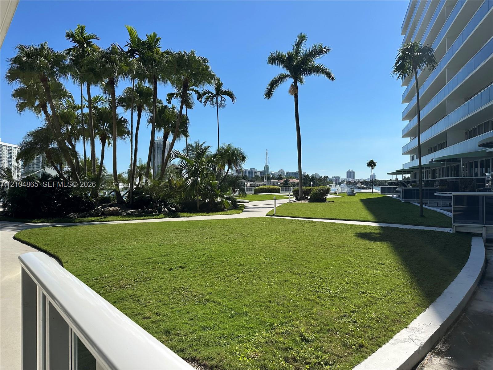 900 Bay Drive gallery image #16