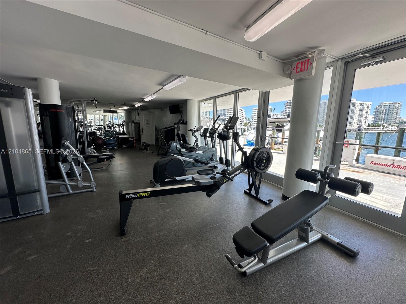 900 Bay Drive gallery image #25