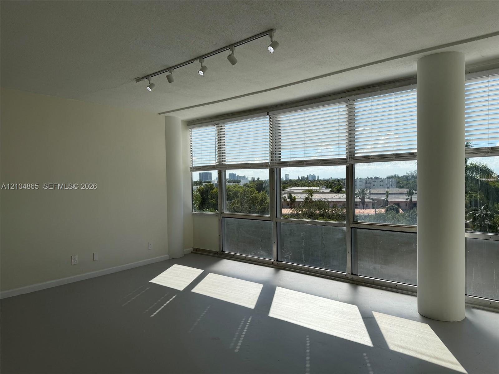 900 Bay Drive gallery image #4