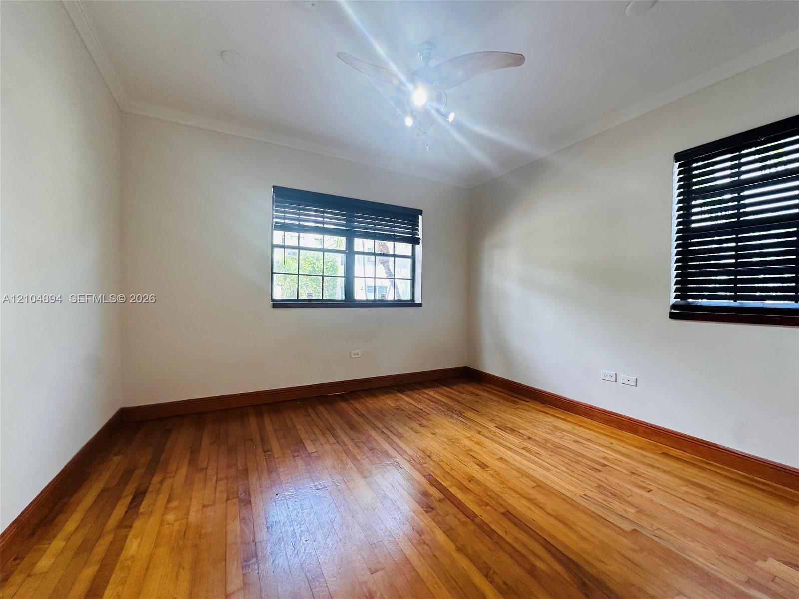 1470 Lincoln Terrace gallery image #18