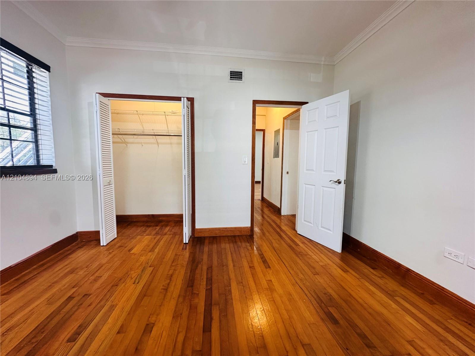 1470 Lincoln Terrace gallery image #19