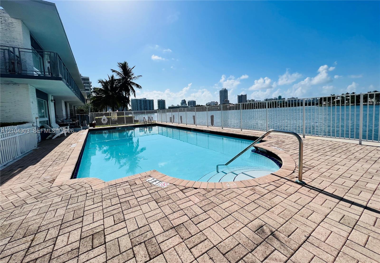 950 Bay Drive gallery image #23