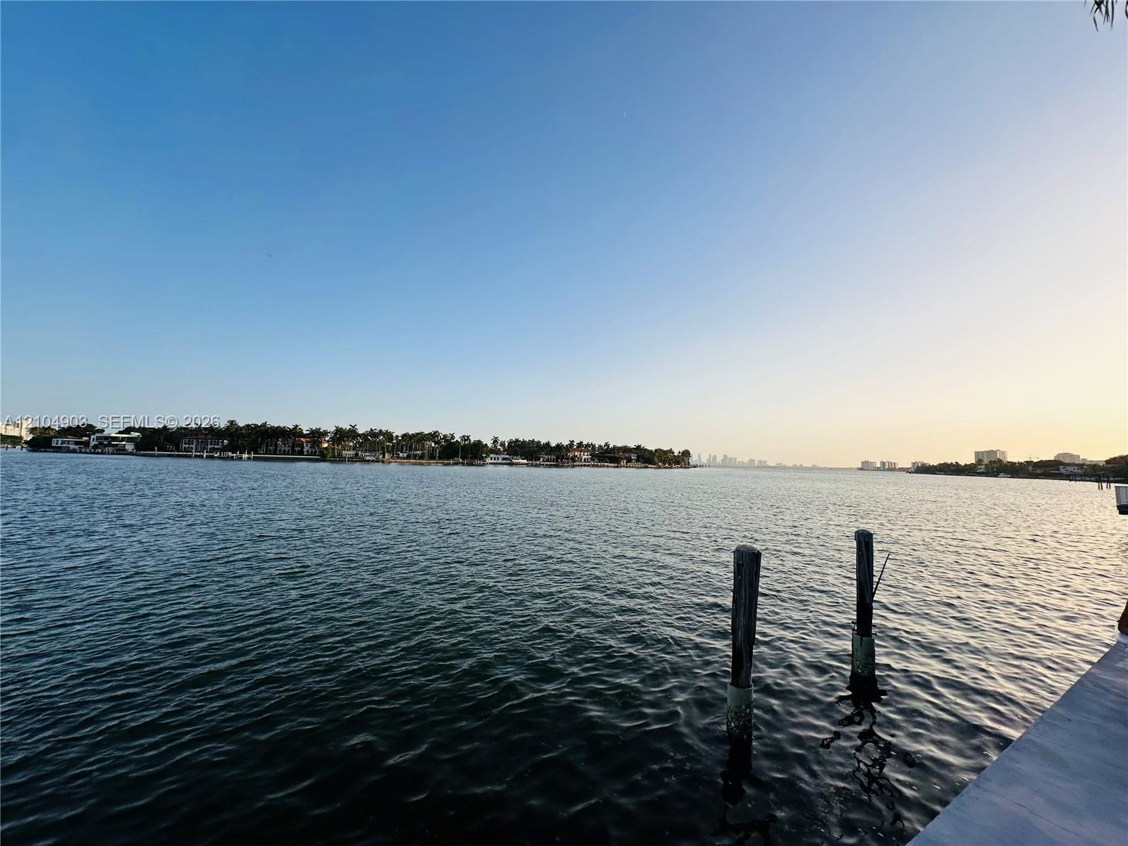 950 Bay Drive gallery image #26
