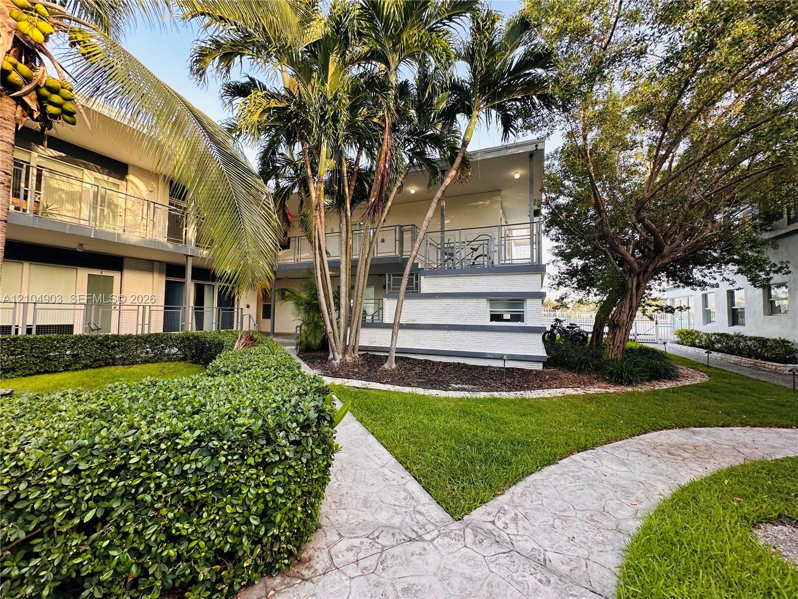 950 Bay Drive gallery image #28