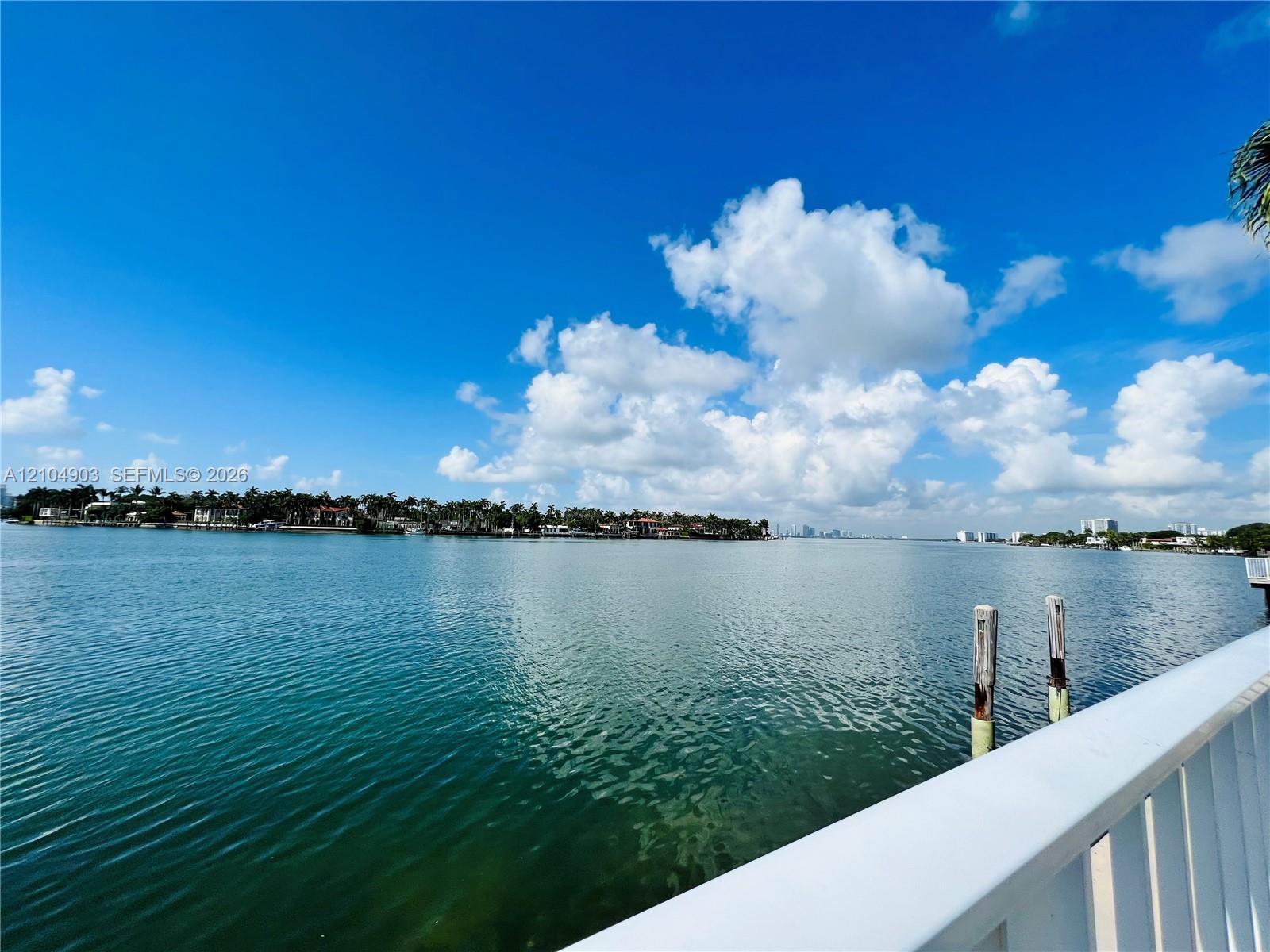 950 Bay Drive gallery image #3