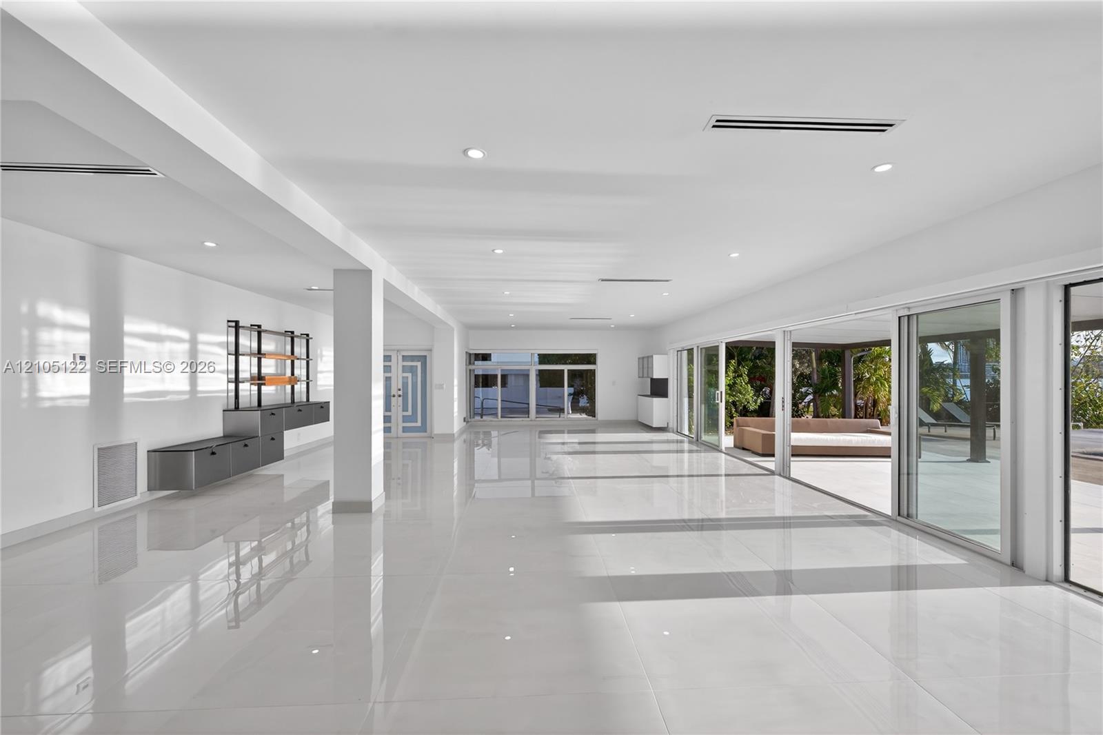 1101 S Shore Drive gallery image #32
