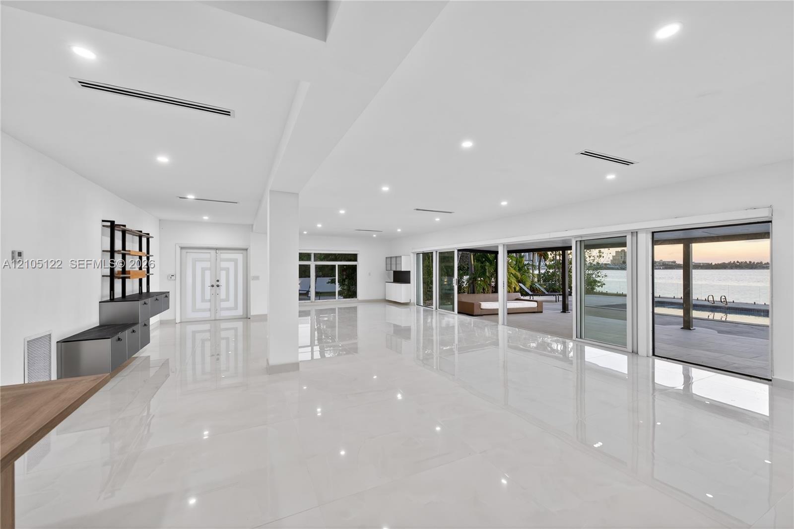 1101 S Shore Drive gallery image #49