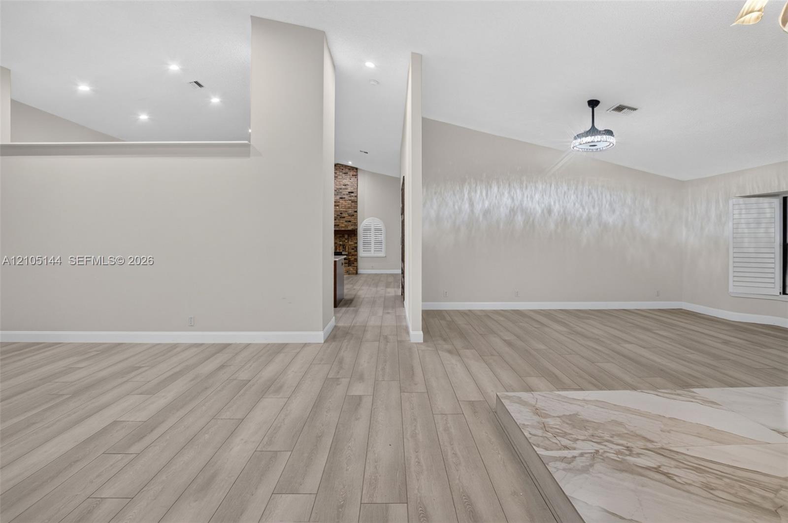 4256 Gleneagles Drive gallery image #17