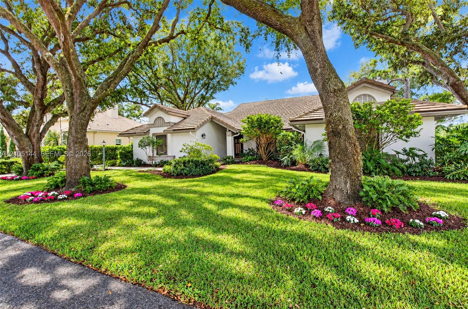 4256 Gleneagles Drive gallery image #3