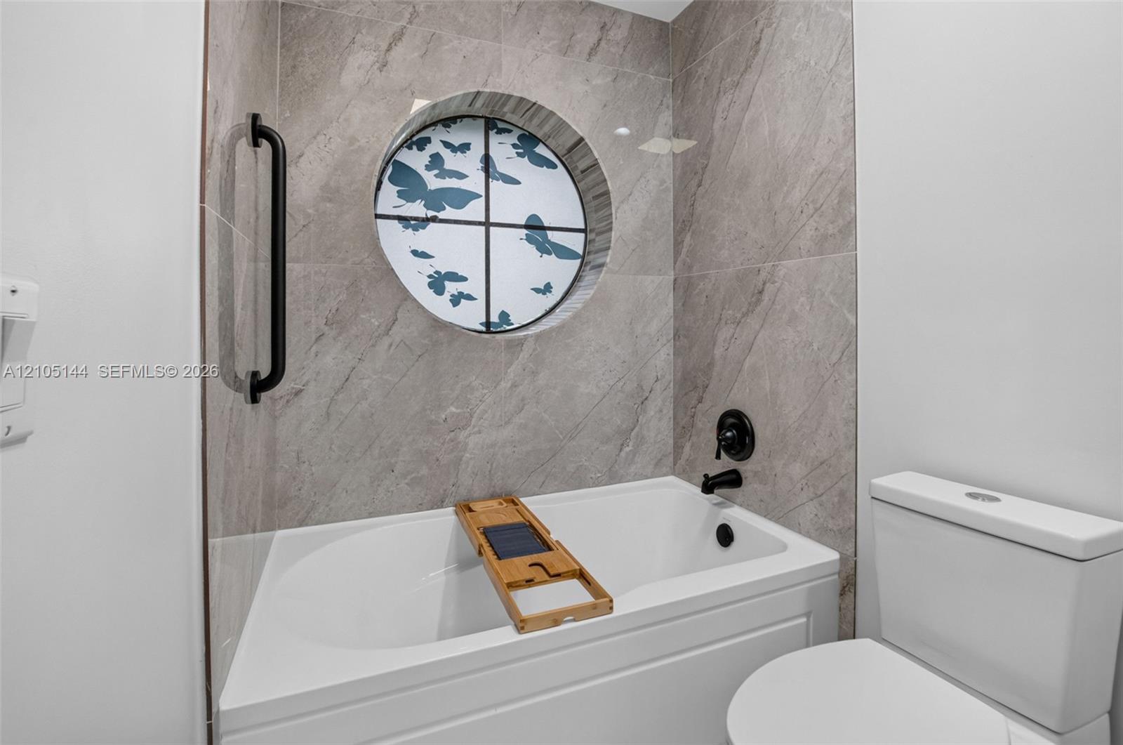 4256 Gleneagles Drive gallery image #35