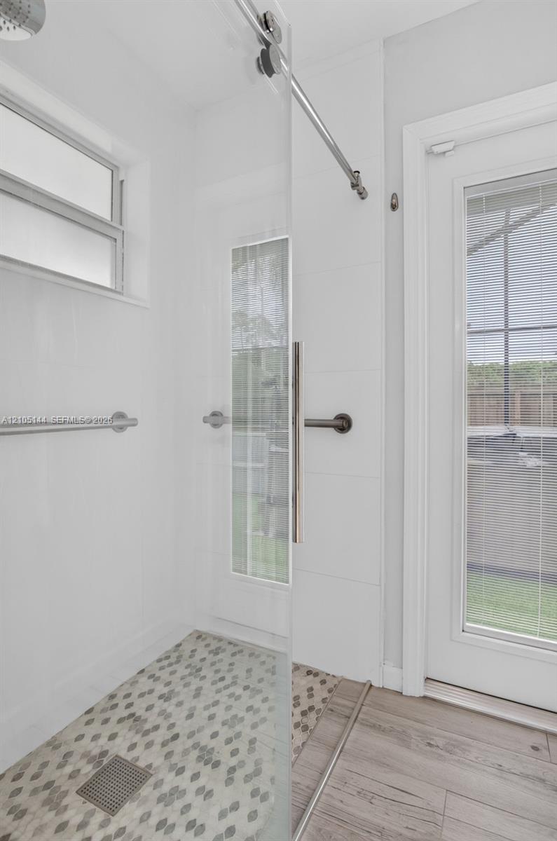 4256 Gleneagles Drive gallery image #47