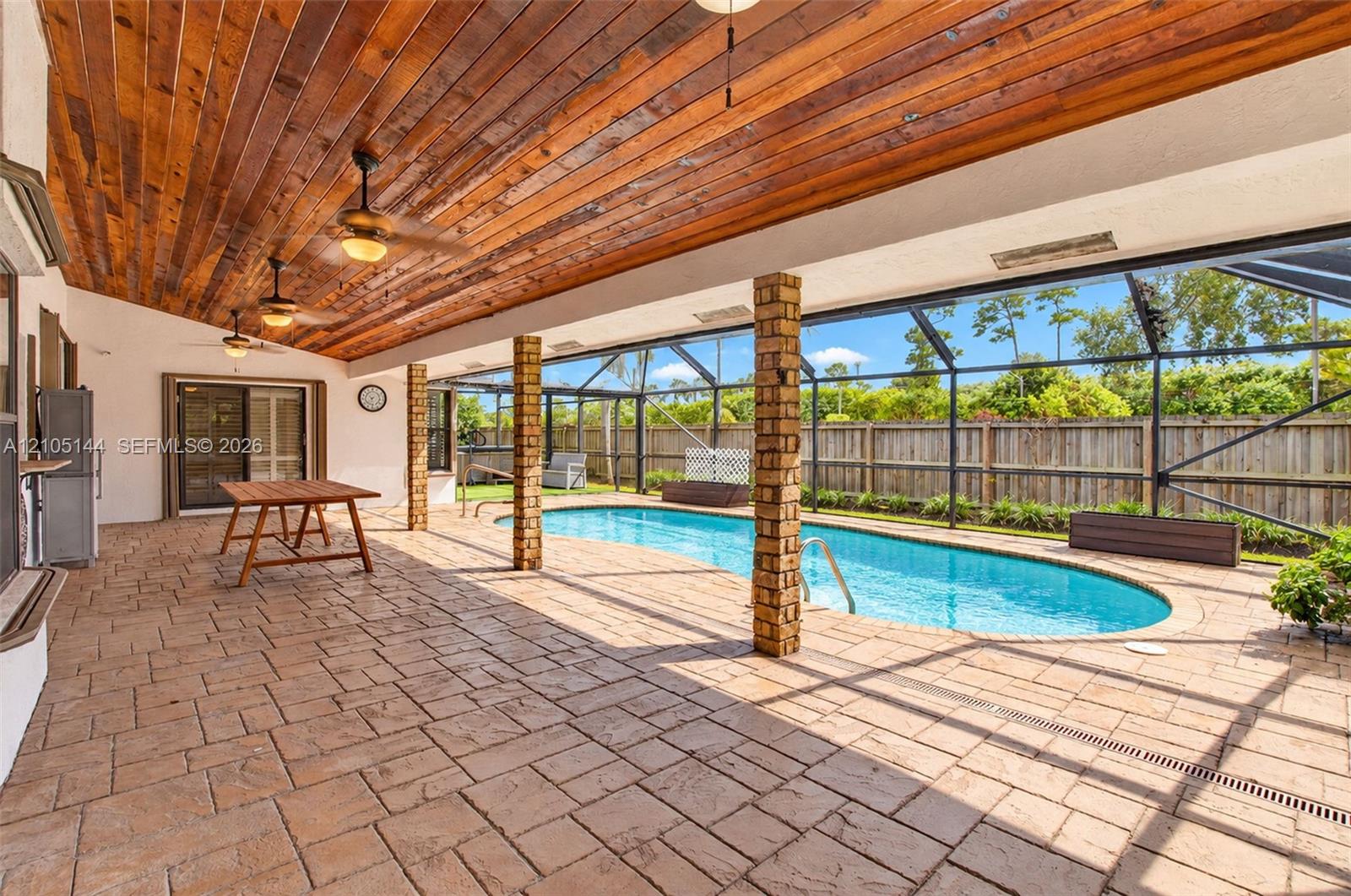 4256 Gleneagles Drive gallery image #64
