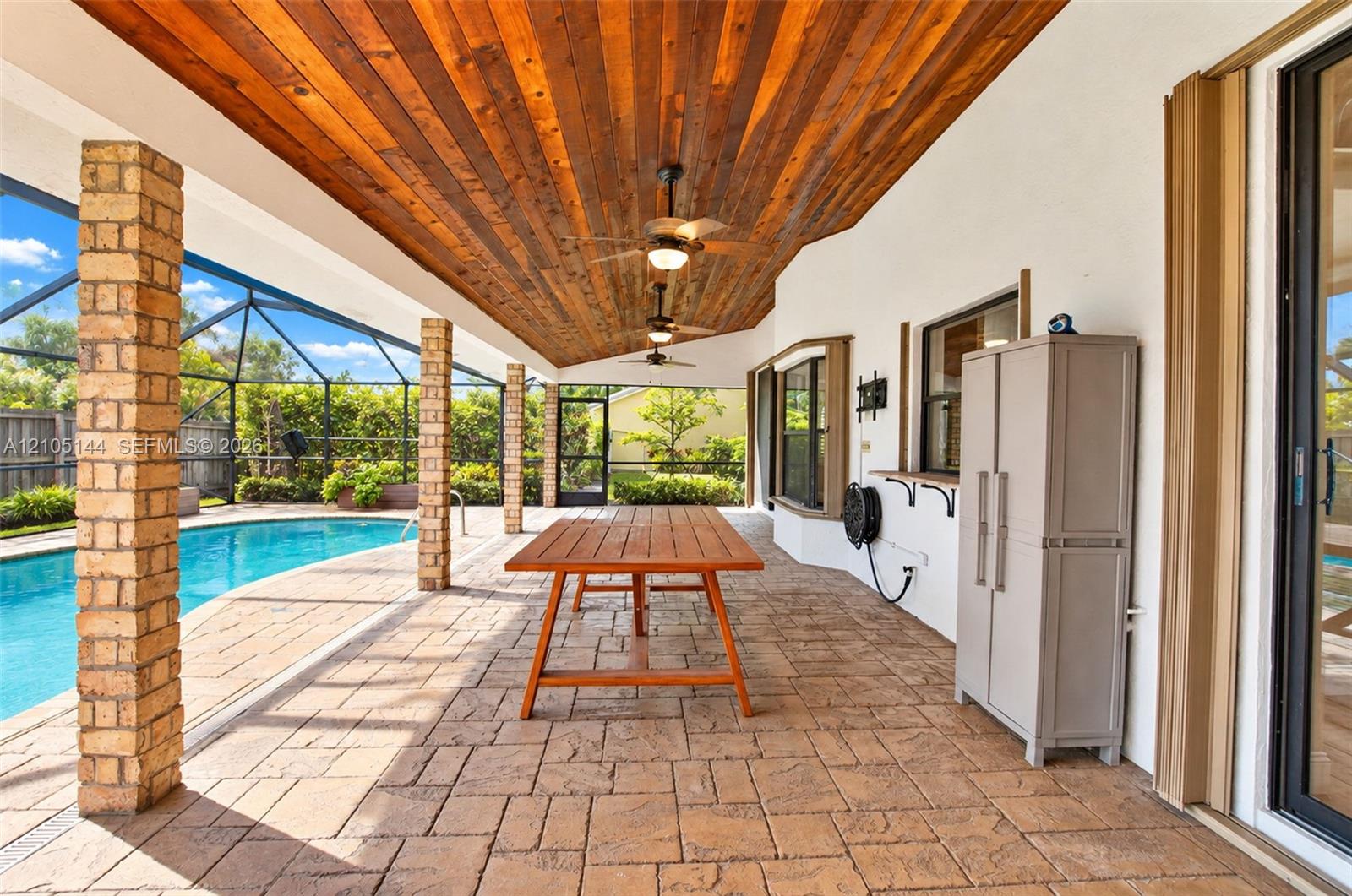 4256 Gleneagles Drive gallery image #65