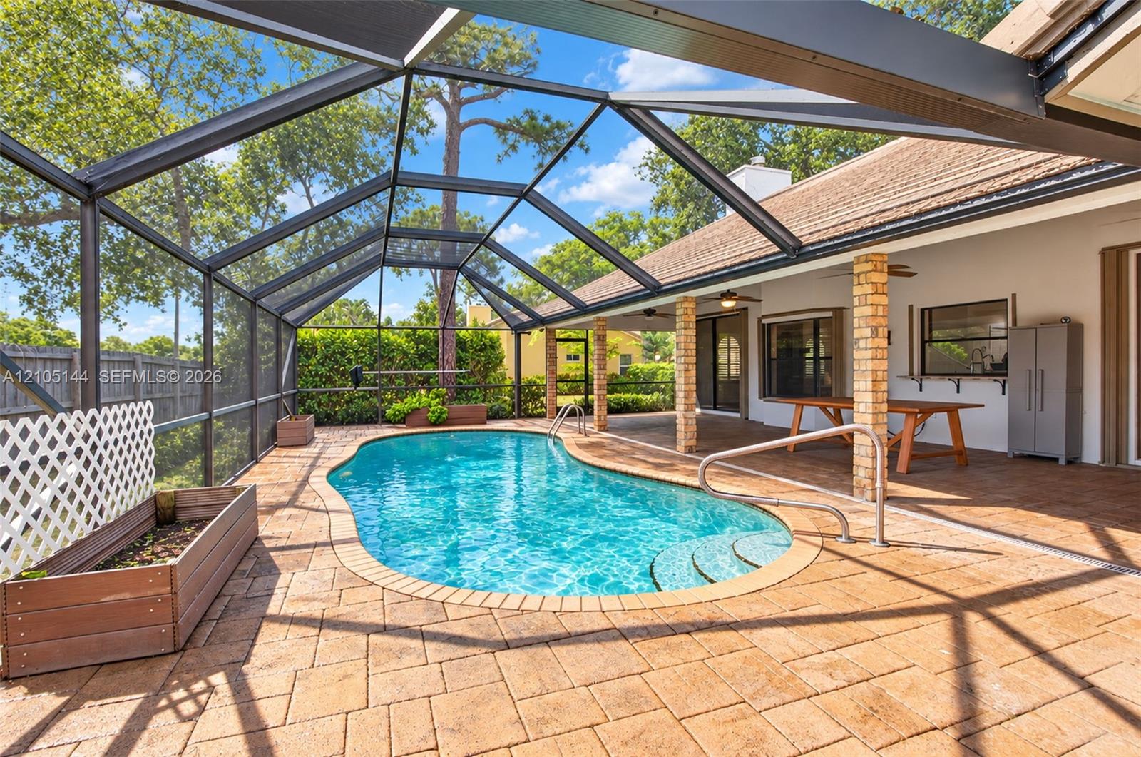 4256 Gleneagles Drive gallery image #69