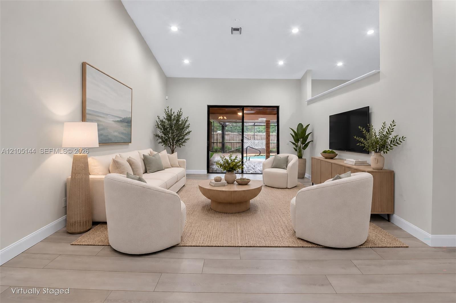 4256 Gleneagles Drive gallery image #9