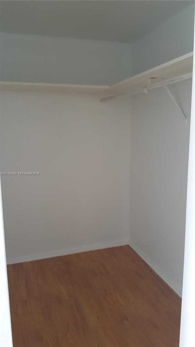 6770 Indian Creek Drive gallery image #10