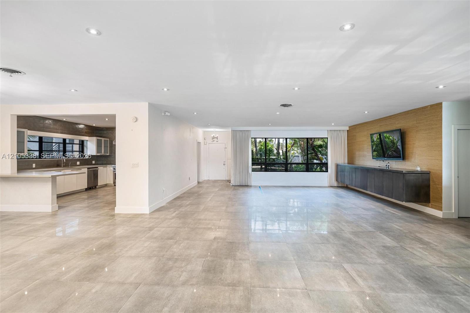 9250 Bay Drive