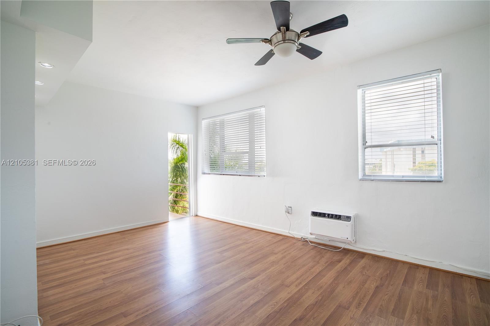 255 W 24th Street gallery image #5
