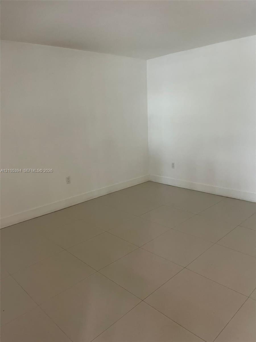 6801 Indian Creek Drive gallery image #4