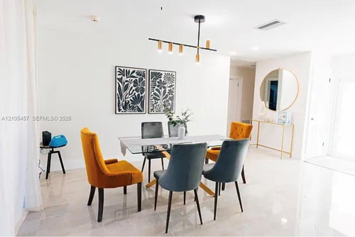 1083 SW 25th Avenue gallery image #11