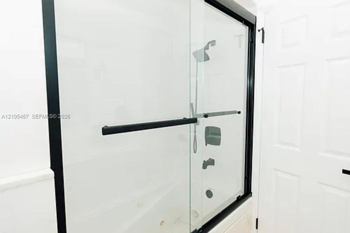 1083 SW 25th Avenue gallery image #18
