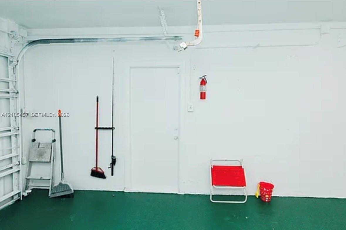 1083 SW 25th Avenue gallery image #29