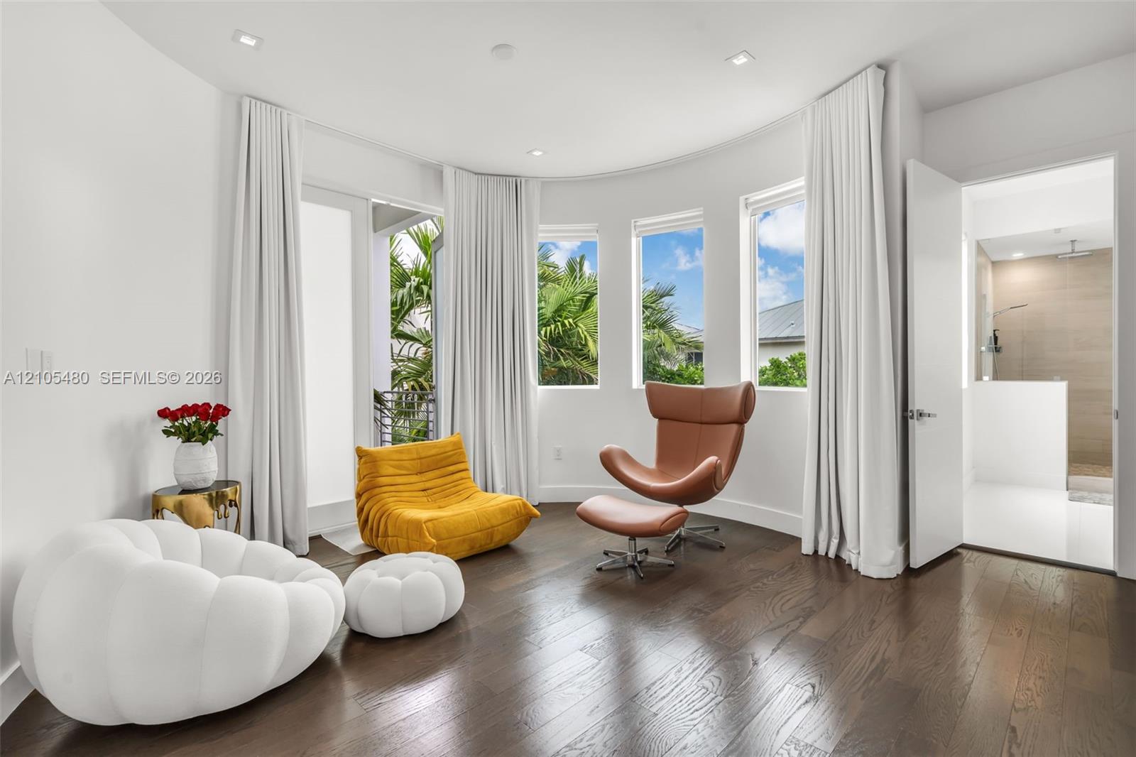 10445 NW 68th Terrace gallery image #19