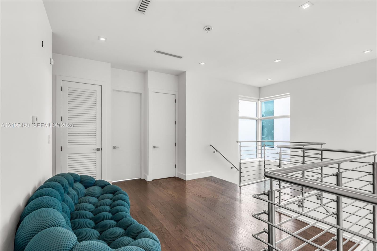 10445 NW 68th Terrace gallery image #25