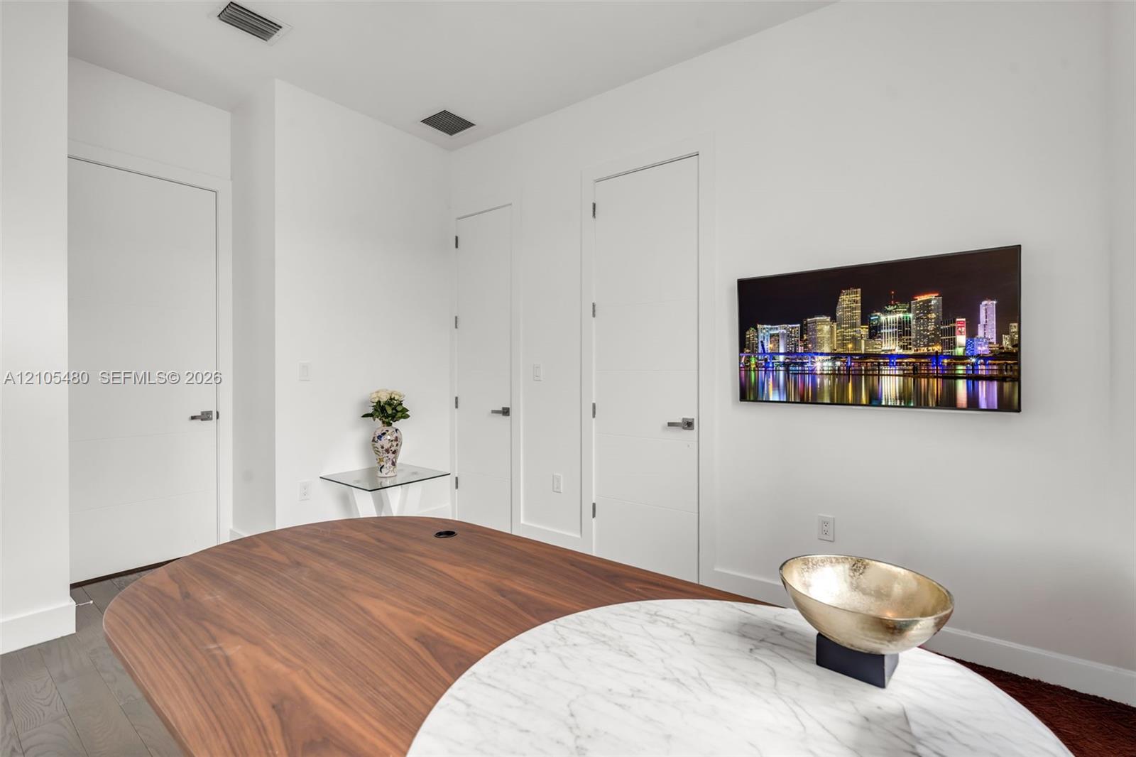 10445 NW 68th Terrace gallery image #30