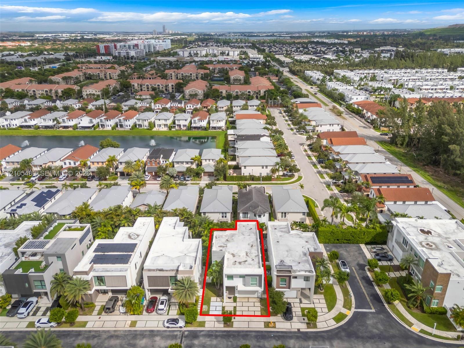 10445 NW 68th Terrace gallery image #45