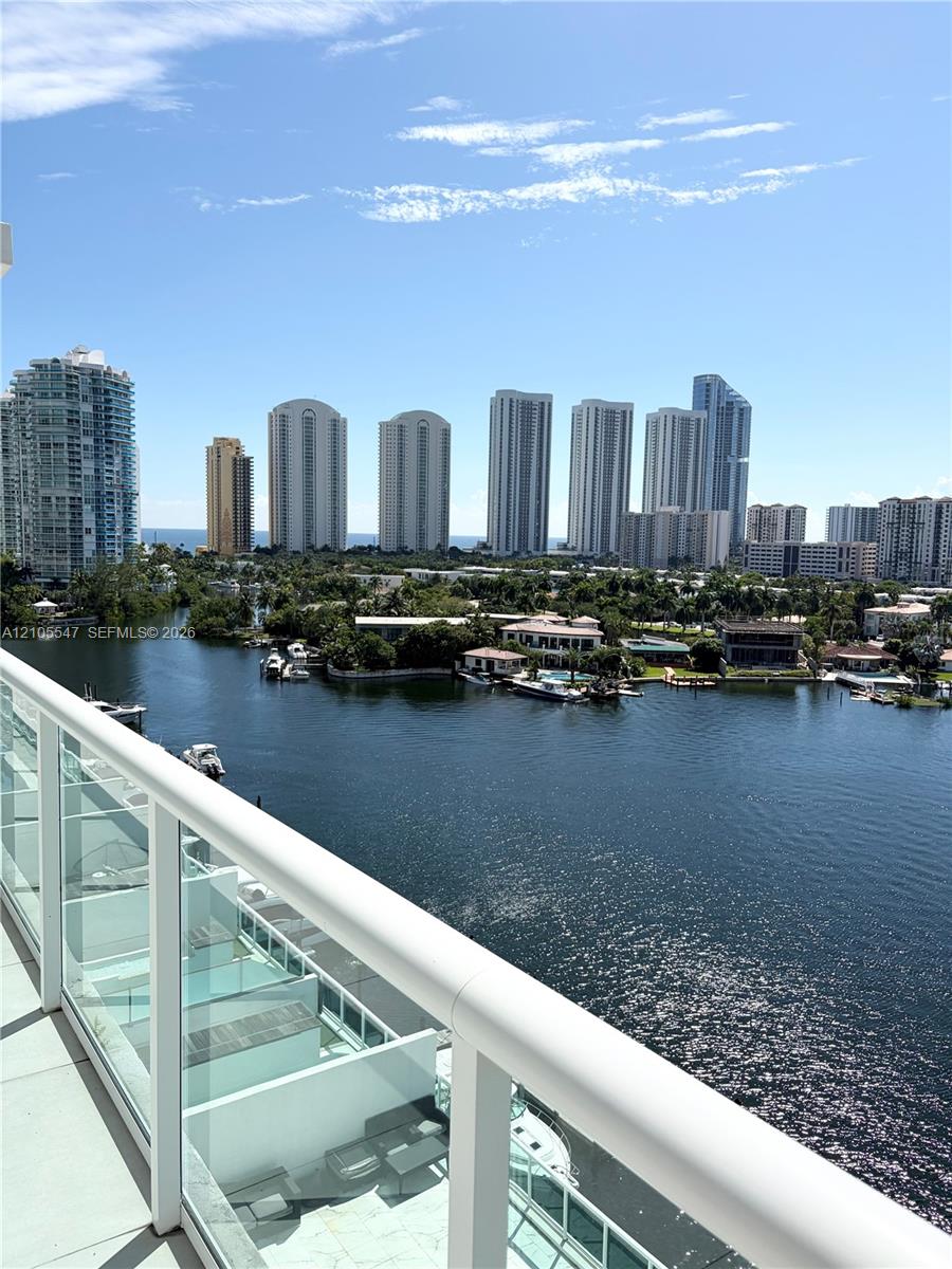 400 Sunny Isles Boulevard
