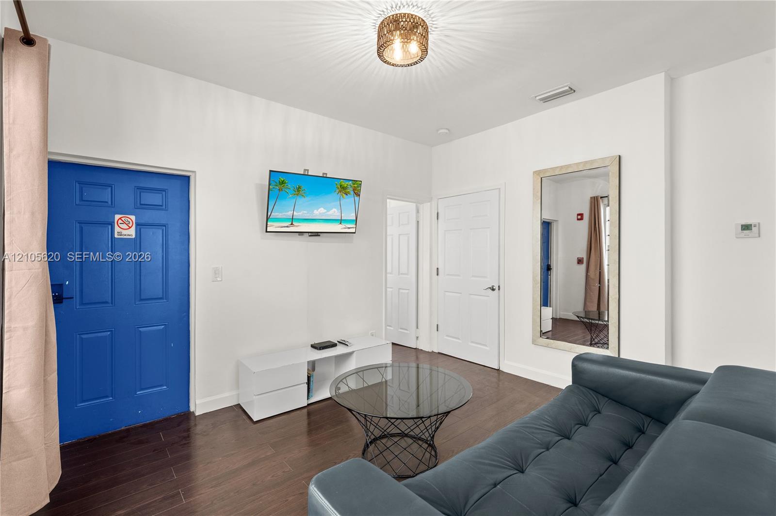 1032 Michigan Avenue gallery image #10