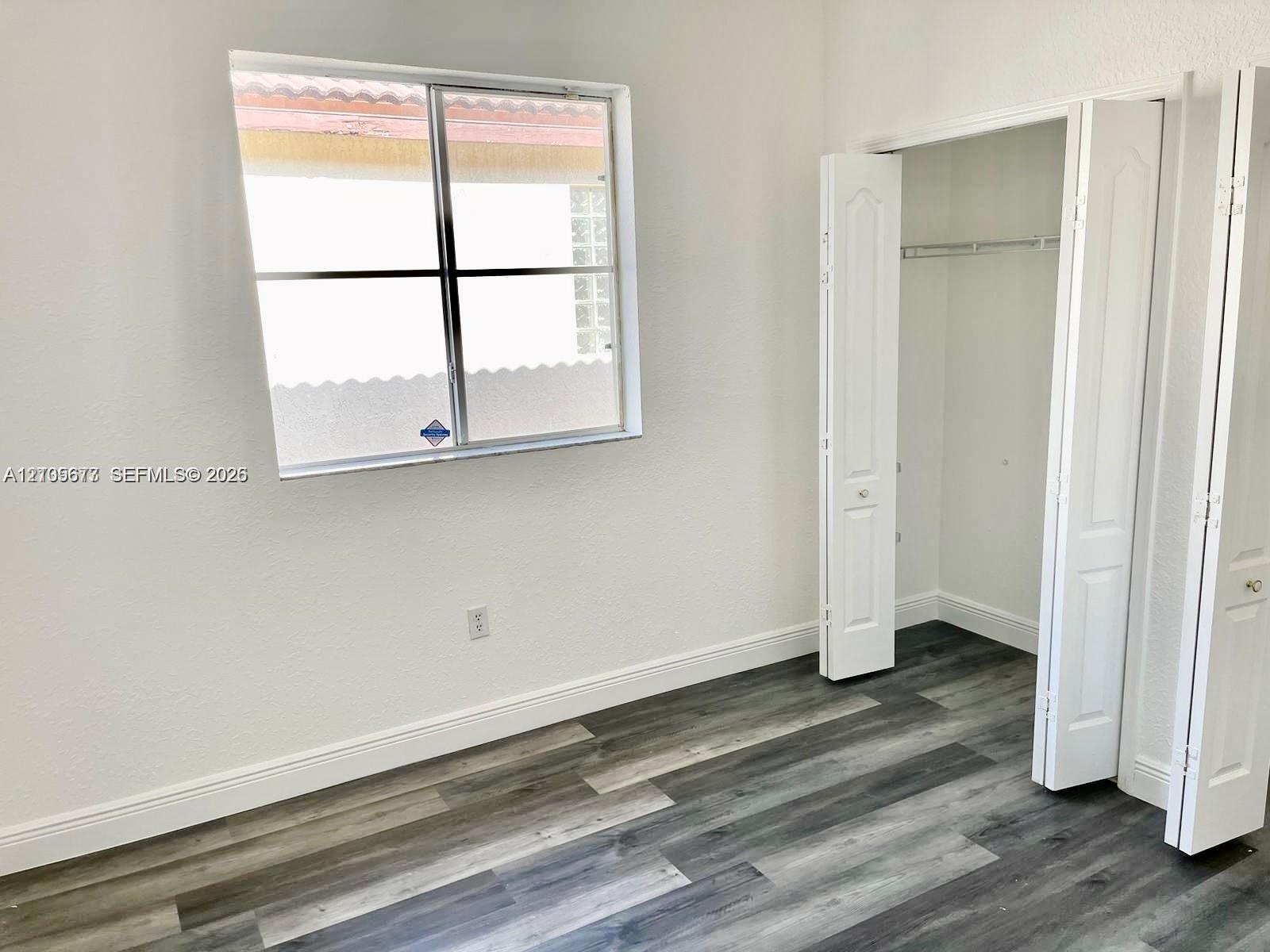 11320 NW 43rd Terrace gallery image #24