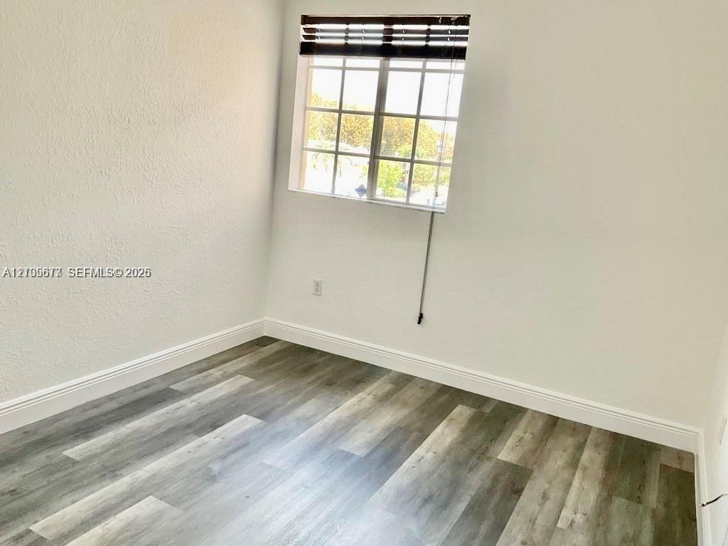 11320 NW 43rd Terrace gallery image #30