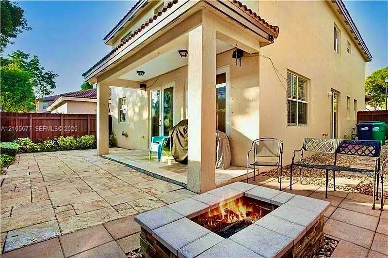 11320 NW 43rd Terrace gallery image #35