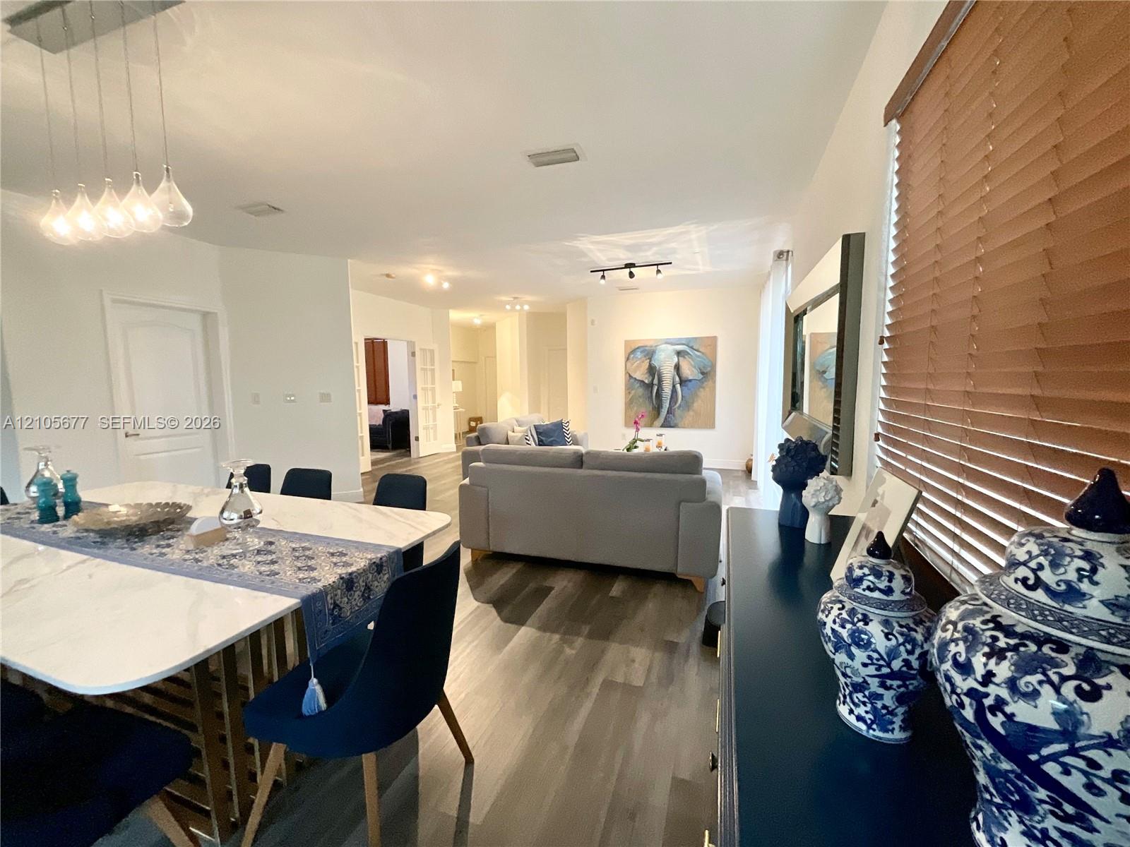 11320 NW 43rd Terrace gallery image #7